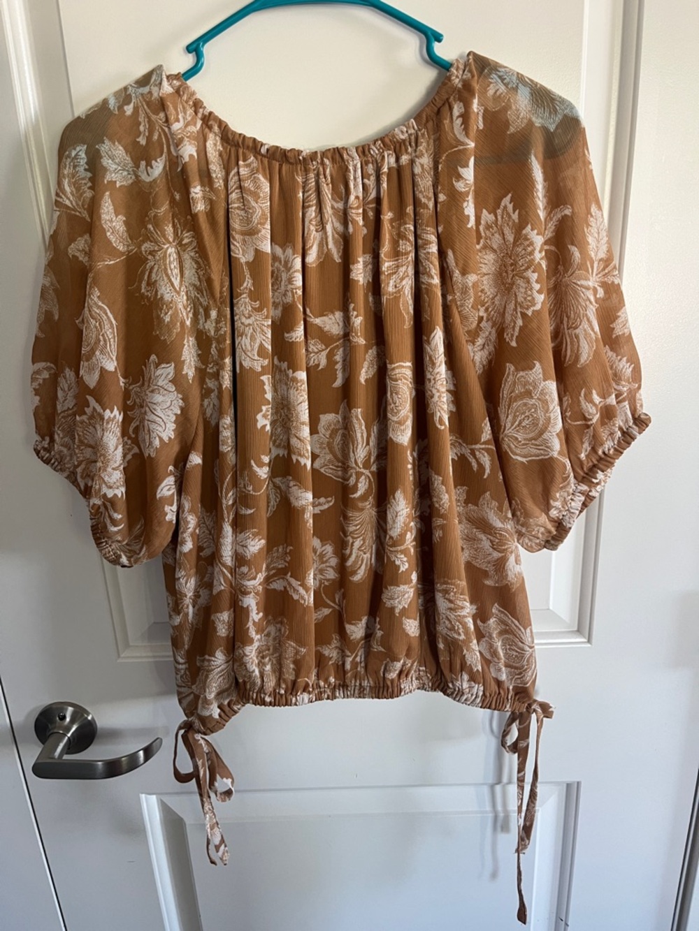 NWOT LOFT Women’s Tan Floral Puff-Sleeve Peasant Blouse - Picture 5 of 5